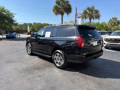 Agate Black Metallic 2025 Ford Expedition Active