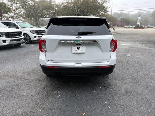 2021 Ford Explorer Base