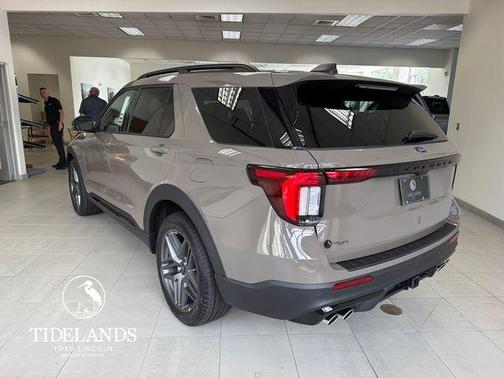 Gray 2026 Ford Explorer ST