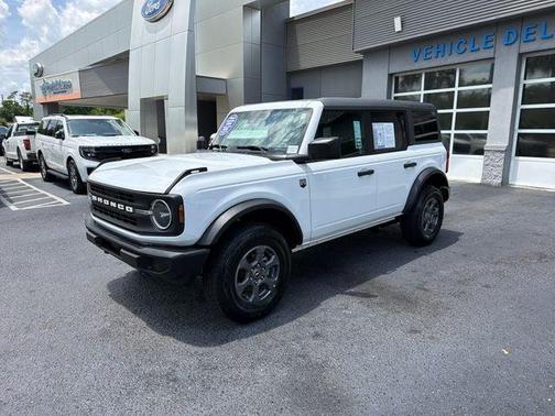 Oxford White 2025 Ford Bronco Big Bend