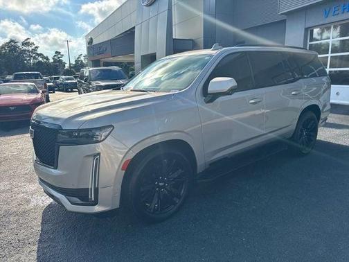 2023 Cadillac Escalade Sport