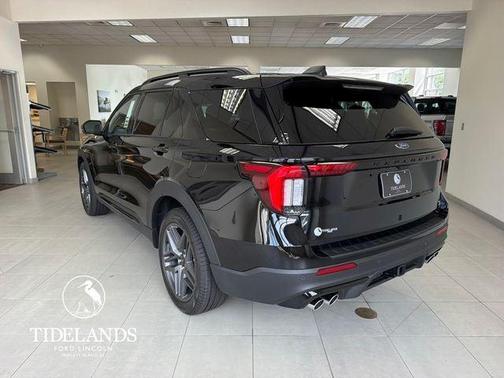 Agate Black Metallic 2026 Ford Explorer ST