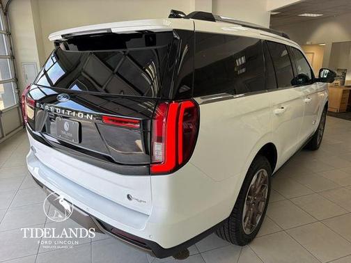 Star White 2026 Ford Expedition King Ranch