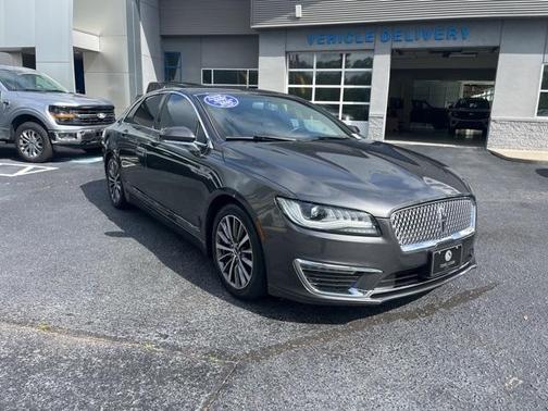 2018 Lincoln MKZ Premiere