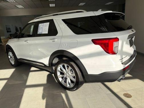 2022 Ford Explorer Platinum