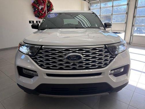 2022 Ford Explorer Platinum