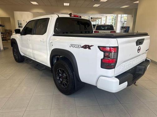 Glacier White 2024 Nissan Frontier PRO-4X