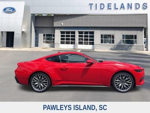 2025 Ford Mustang Premium