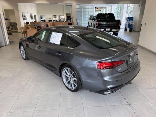 Daytona Gray Pearl Effect 2025 Audi A5 Sportback 45 S line quattro Premium