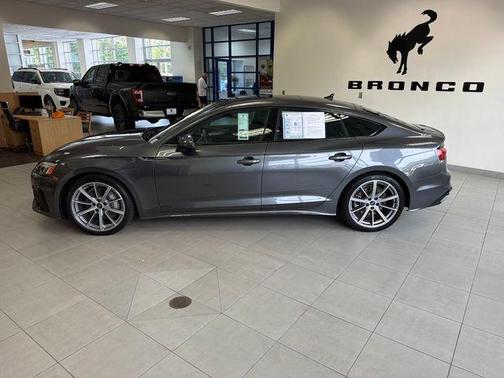Daytona Gray Pearl Effect 2025 Audi A5 Sportback 45 S line quattro Premium