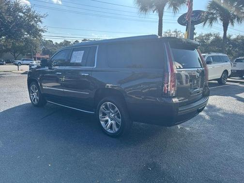 2016 Cadillac Escalade ESV Luxury