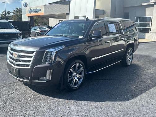 2016 Cadillac Escalade ESV Luxury