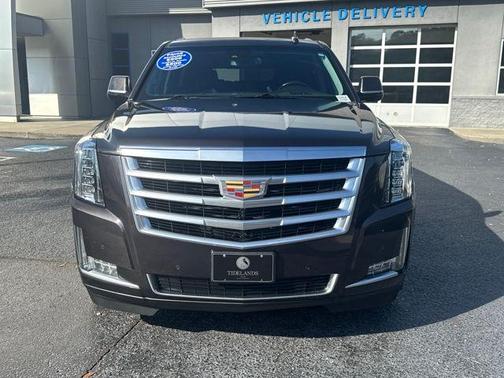 2016 Cadillac Escalade ESV Luxury