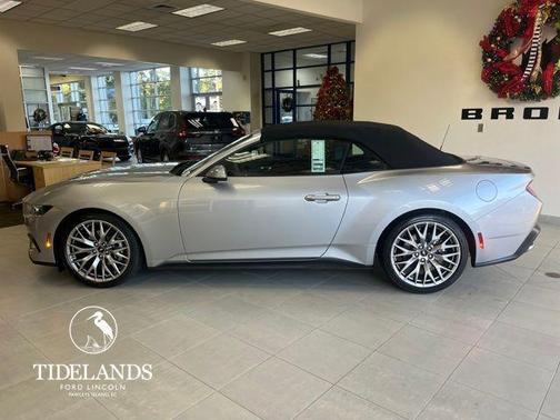 2026 Ford Mustang Premium