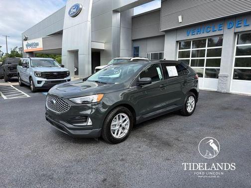Forged Green Metallic 2024 Ford Edge SEL