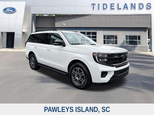 Star White 2026 Ford Expedition Active