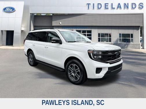 Star White 2026 Ford Expedition Active
