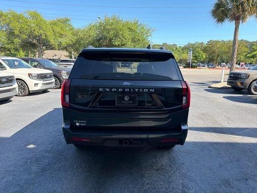 Blue Metallic 2025 Ford Expedition Active