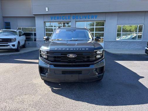 Blue Metallic 2025 Ford Expedition Active