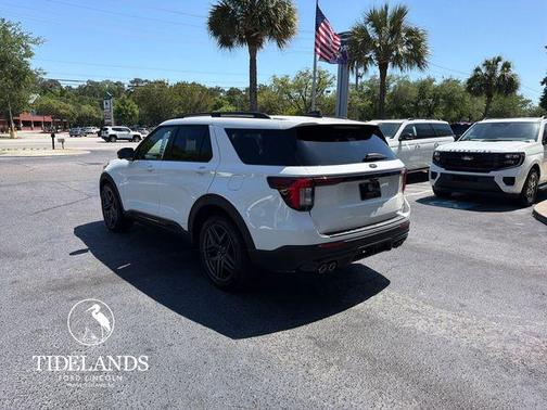 Star White 2026 Ford Explorer ST
