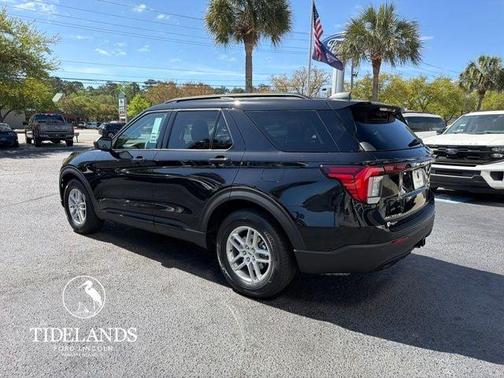 Agate Black Metallic 2026 Ford Explorer Active
