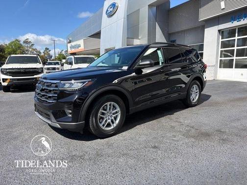 Agate Black Metallic 2026 Ford Explorer Active