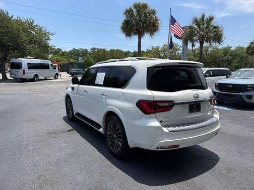 Moonstone White 2024 INFINITI QX80 SENSORY