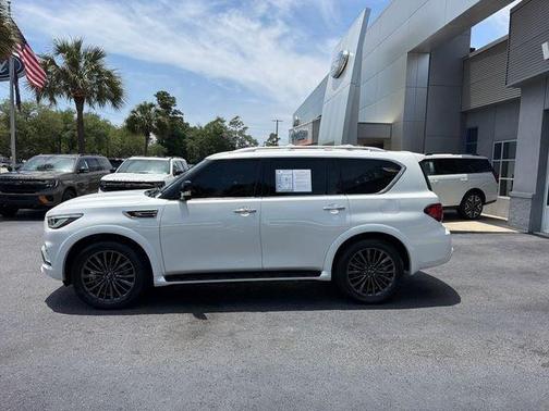 Moonstone White 2024 INFINITI QX80 SENSORY
