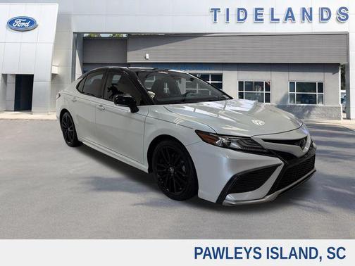 Midnight Black Metallic 2022 Toyota Camry XSE