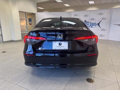 Crystal Black Pearl 2023 Honda Civic LX