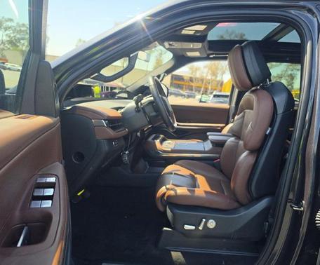 Starlight 2025 Lincoln Navigator Reserve