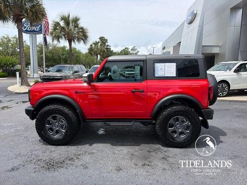 Race Red 2023 Ford Bronco Base