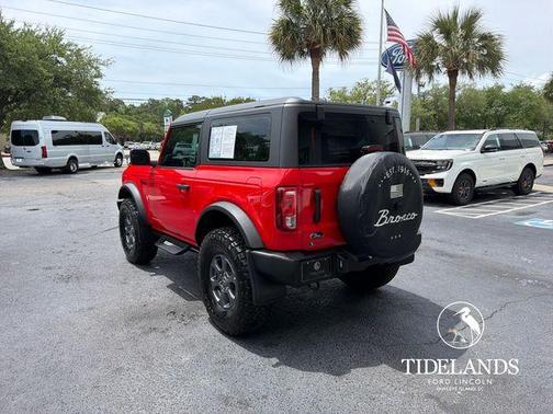 Race Red 2023 Ford Bronco Base