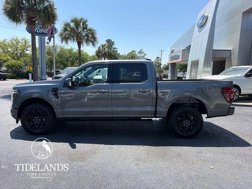 Carbonized Gray Metallic 2026 Ford F-150 Lariat