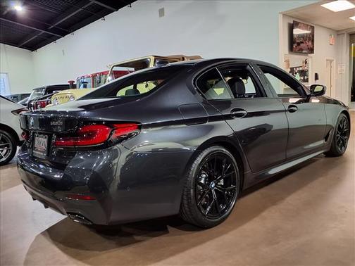 2022 BMW 530 i xDrive