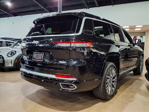 Diamond Black Crystal Pearl Coat Pxj 2024 Jeep Grand Cherokee L Summit Reserve