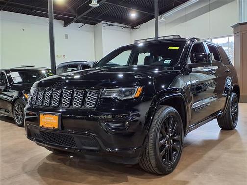 2021 Jeep Grand Cherokee Laredo