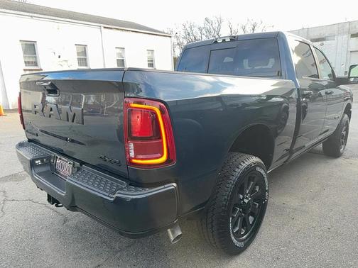 2026 RAM 2500 Laramie Crew Cab 4x4 6'4' Box