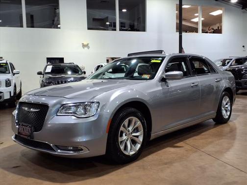 2015 Chrysler 300 Limited