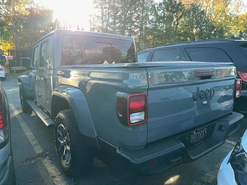 2026 Jeep Gladiator Sport S