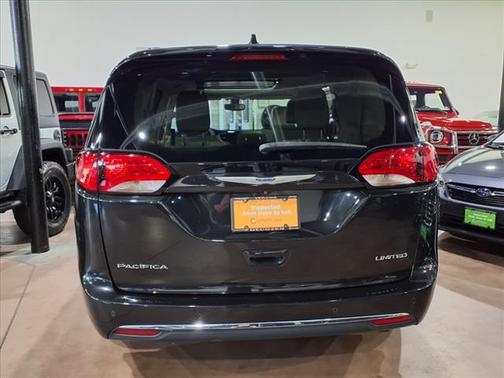 2020 Chrysler Pacifica Limited