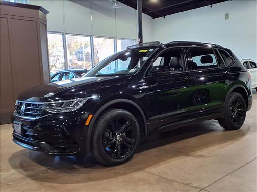 2023 Volkswagen Tiguan 2.0T SE R-Line Black 4MOTION