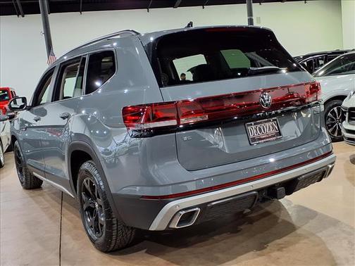2024 Volkswagen Atlas 2.0T SE w/Technology 4MOTION