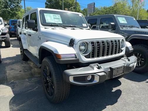 2025 Jeep Wrangler 4xe Sahara