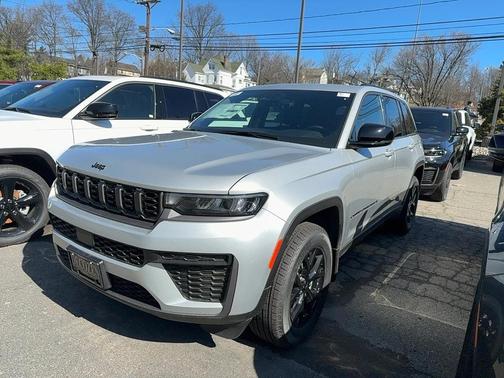 Silver 2026 Jeep Grand Cherokee Altitude SUV