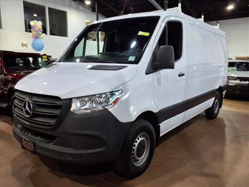 2019 Mercedes-Benz Sprinter 2500 Standard Roof