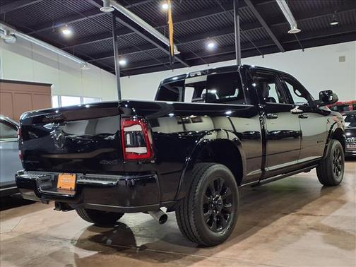 2022 RAM 2500 Limited Crew Cab 4x4 6'4' Box