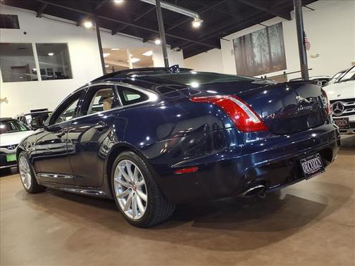2017 Jaguar XJ XJ R-Sport