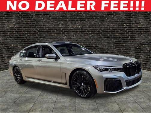 2022 BMW 740 i xDrive