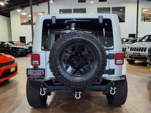 2011 Jeep Wrangler Unlimited Sahara